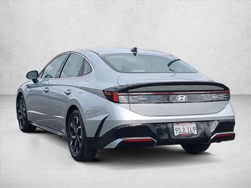 Used 2025 Hyundai Sonata SEL image 8