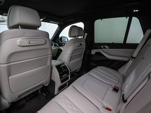 New 2026 BMW X5 xDrive40i w/ M Sport Package image 21