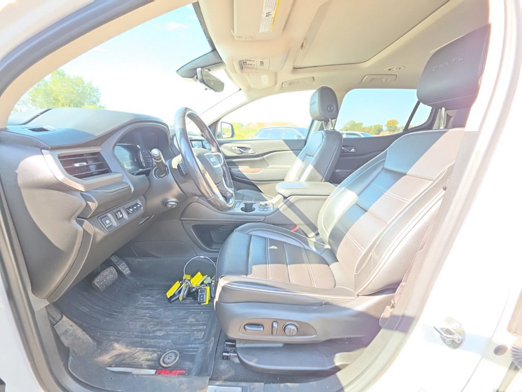 Used 2021 GMC Acadia Denali w/ GMC Pro Grade Package AWD/4WD image 12