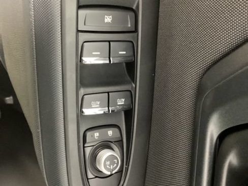 Used 2026 Subaru Forester Premium AWD/4WD image 17