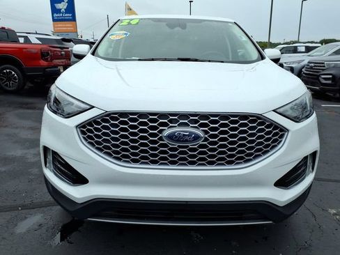 Certified 2024 Ford Edge SEL w/ Convenience Package AWD/4WD image 2