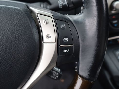 Used 2015 Lexus ES 350 w/ Luxury Package FWD image 17