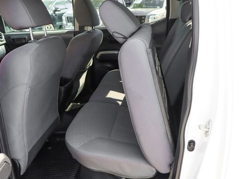 Used 2020 Toyota Tacoma SR5 image 38