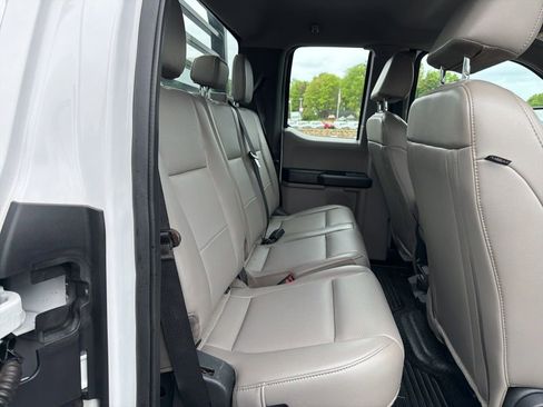 Used 2021 Ford F250 XL w/ Power Equipment Group RWD image 25