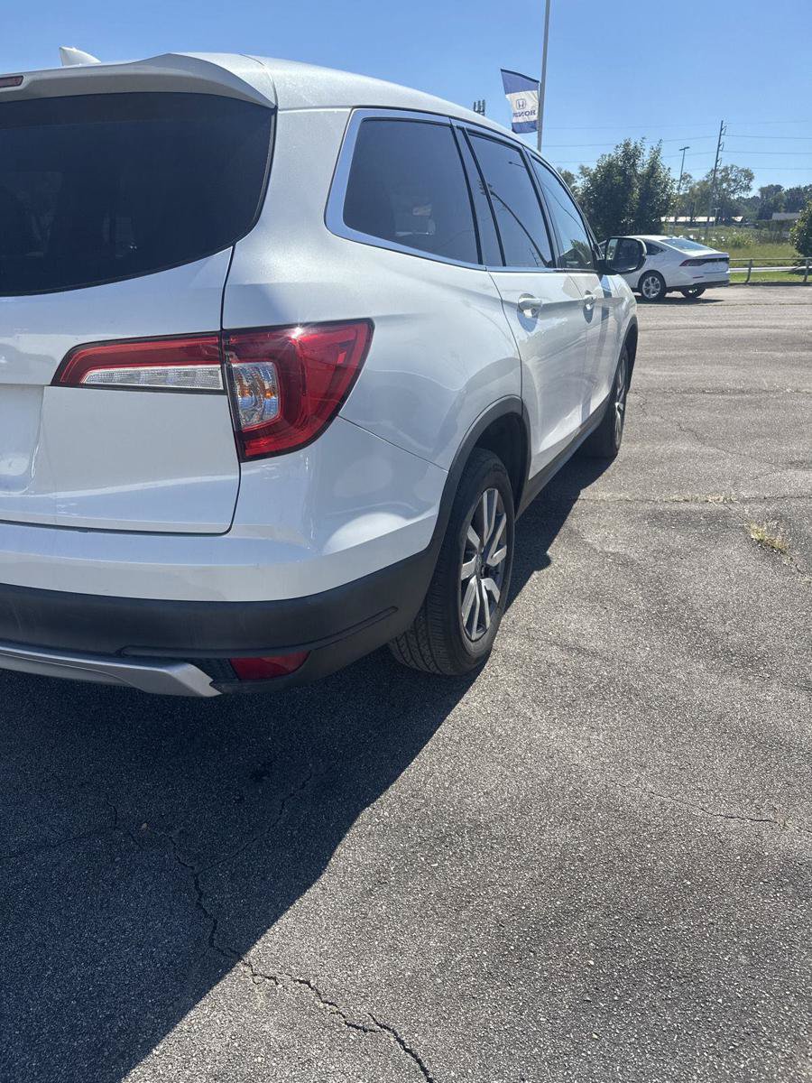 Used 2021 Honda Pilot EX image 16
