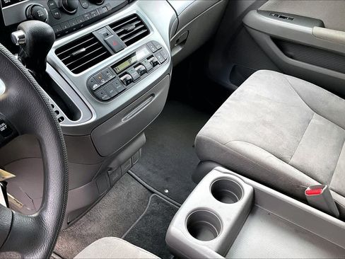 Used 2010 Honda Odyssey EX image 15
