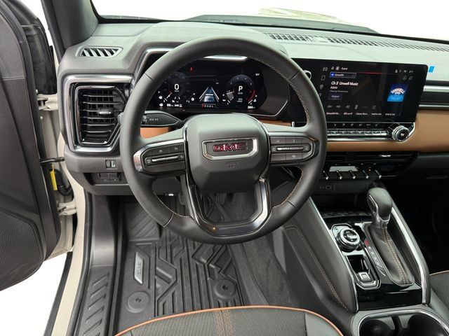 New 2026 GMC Canyon AT4 AWD/4WD image 14