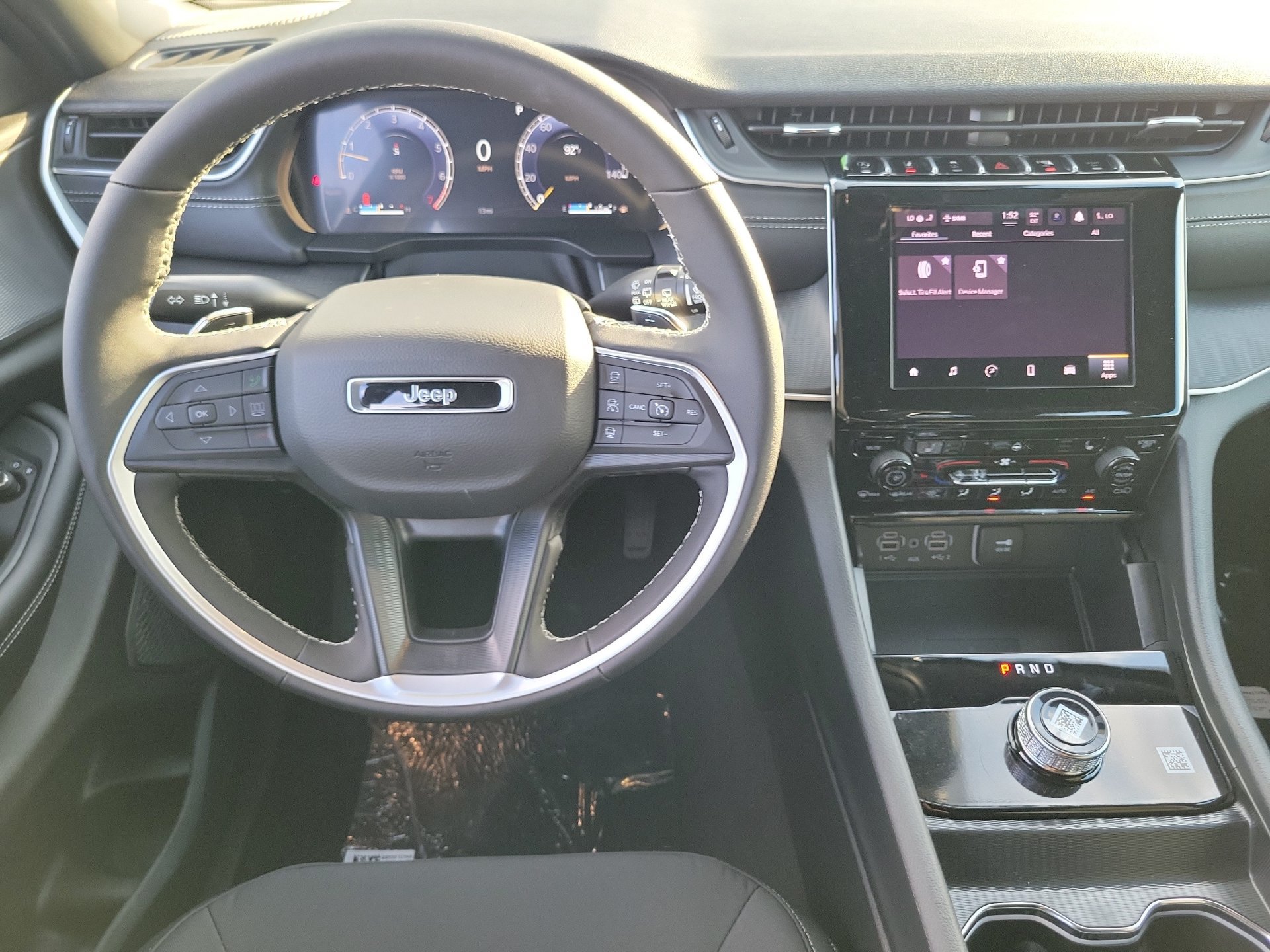 New 2026 Jeep Grand Cherokee Laredo X AWD/4WD image 4