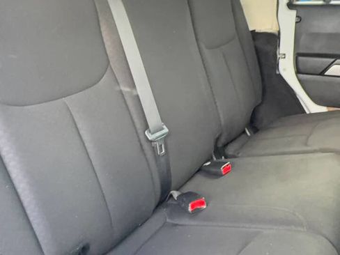 Used 2016 Jeep Wrangler Unlimited Rubicon w/ Max Tow Package image 17