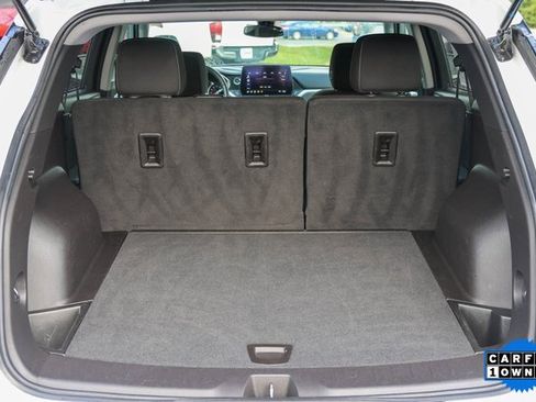 Used 2024 Chevrolet Blazer LT image 8