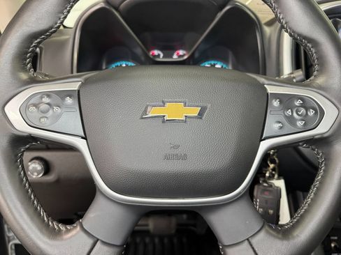 Used 2022 Chevrolet Colorado LT w/ Fleet Safety Package RWD image 15