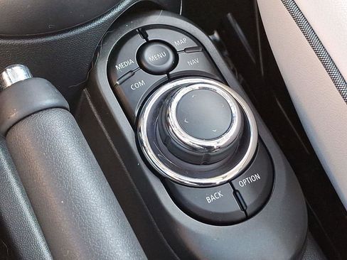 Used 2024 MINI Cooper S image 28