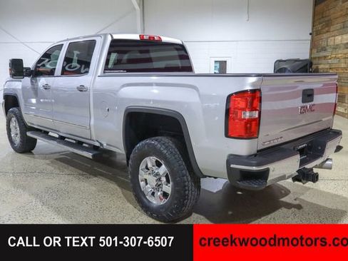 Used 2019 GMC Sierra 2500 SLT w/ Duramax Plus Package AWD/4WD image 15