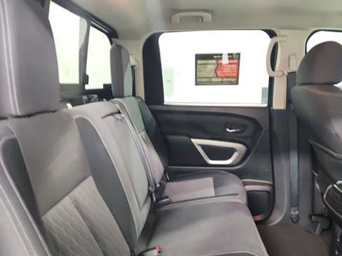 Used 2024 Nissan Titan SV w/ SV Convenience Package image 27