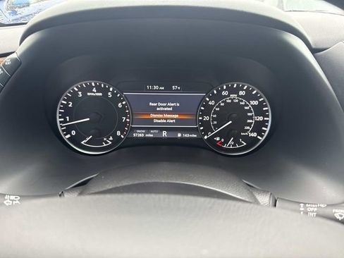 Used 2024 Nissan Armada SL w/ Captain's Chairs Package AWD/4WD image 36