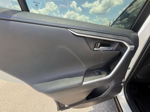 Used 2022 Toyota RAV4 XSE image 14