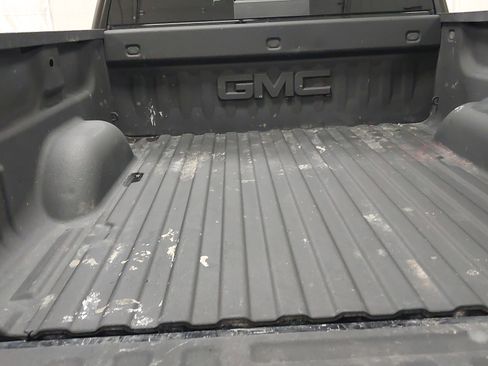 Used 2018 GMC Sierra 1500 SLT w/ SLT Premium Package image 28