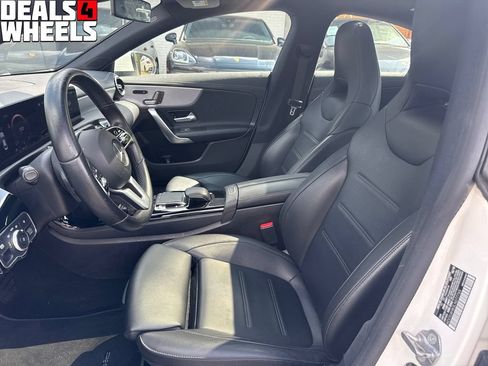 Used 2020 Mercedes-Benz CLA 250 4MATIC image 9