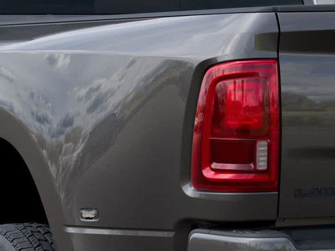 New 2026 RAM 3500 Laramie AWD/4WD image 5