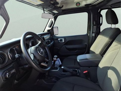 Used 2021 Jeep Gladiator Sport w/ Trailer Tow Package image 11