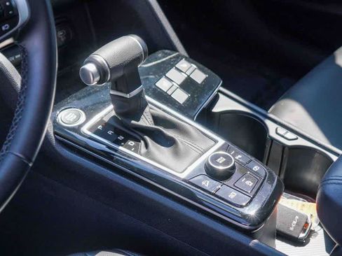 Certified 2025 Kia Sportage EX FWD image 18
