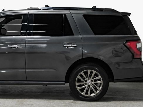 Used 2019 Ford Expedition Limited w/ Cargo Package image 15