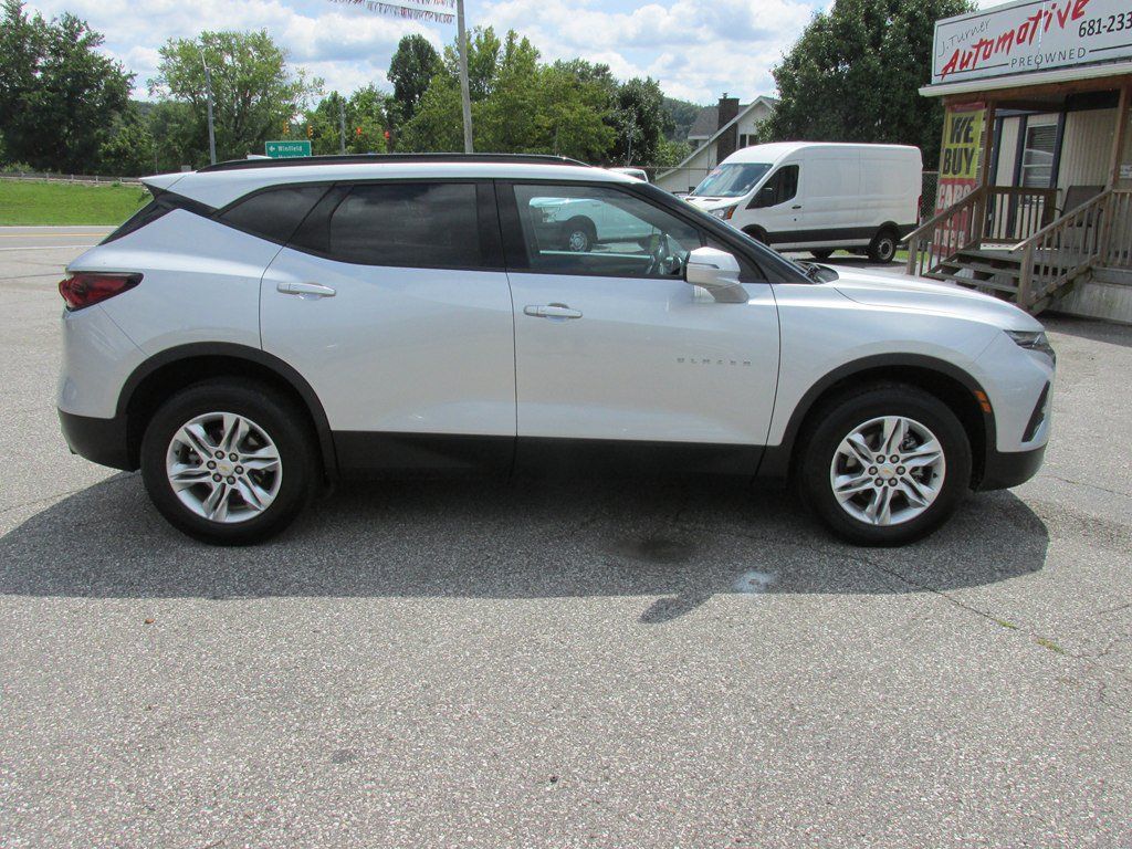 Used 2022 Chevrolet Blazer LT AWD/4WD image 3