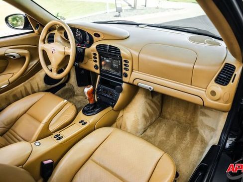 Used 2004 Porsche 911 Carrera 4S AWD/4WD image 20