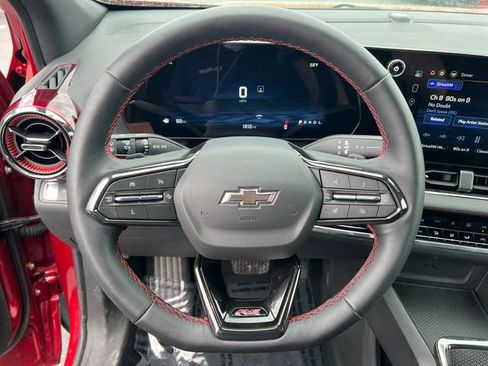 Certified 2025 Chevrolet Equinox RS w/ Safety and Technology Package FWD image 14