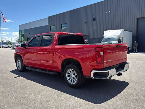 Used 2023 Chevrolet Silverado 1500 LT AWD/4WD image 5