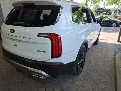 Used 2021 Kia Telluride SX w/ Towing Package FWD image 2