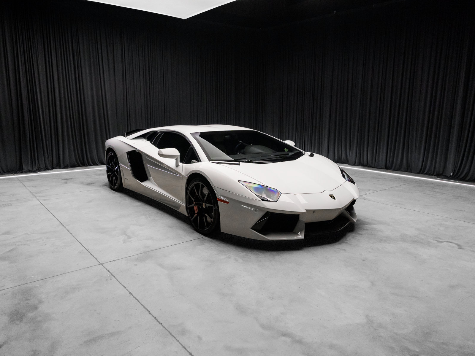 Used 2014 Lamborghini Aventador LP 700-4 AWD/4WD image 21