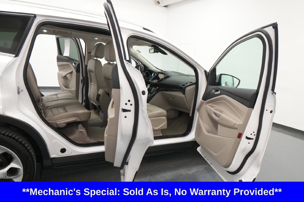 Used 2014 Ford Escape Titanium w/ Equipment Group 401A AWD/4WD image 26