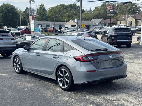 Used 2026 Honda Civic Sport Touring image 3