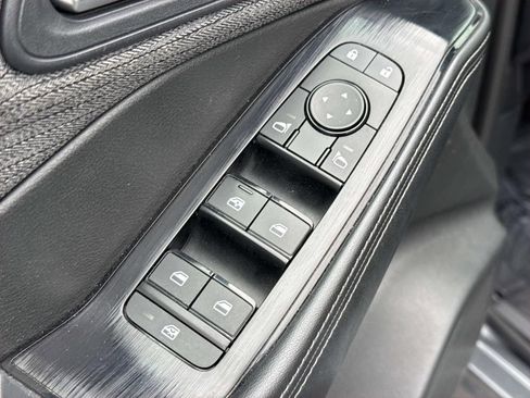 Used 2023 Nissan Rogue SV image 22