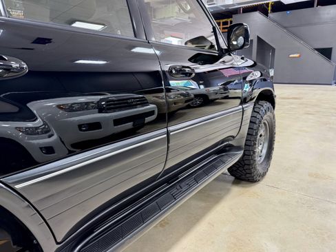Used 2003 Lexus LX 470 4WD image 17