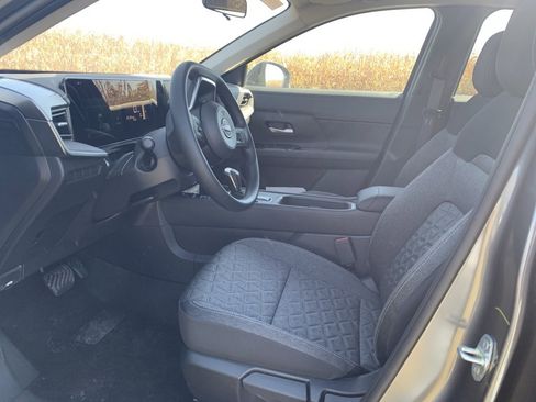 New 2026 Nissan Kicks SV w/ SV Premium Package image 9