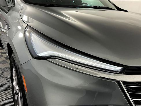 Used 2024 Buick Enclave Premium image 40