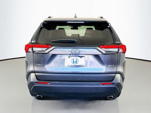 Used 2025 Toyota RAV4 XLE image 6