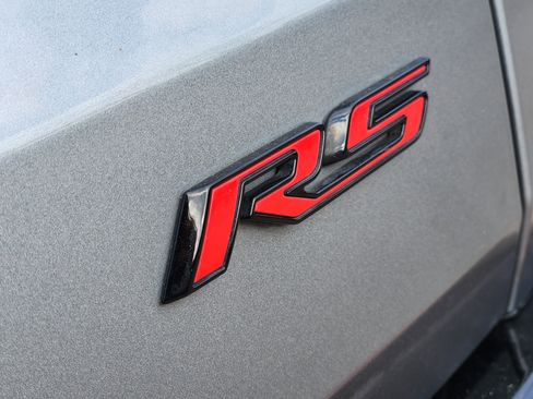 Used 2024 Chevrolet Traverse RS image 9