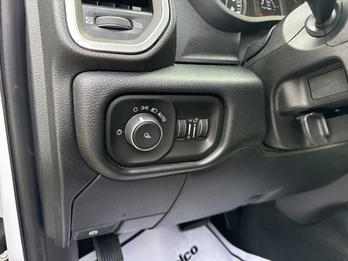 Used 2019 RAM 2500 Big Horn image 10