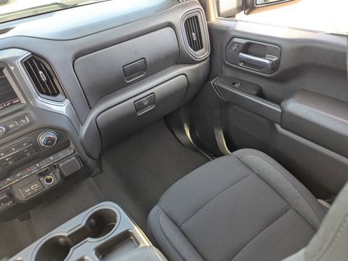 Certified 2025 Chevrolet Silverado 2500 Custom w/ Custom Value Package image 18