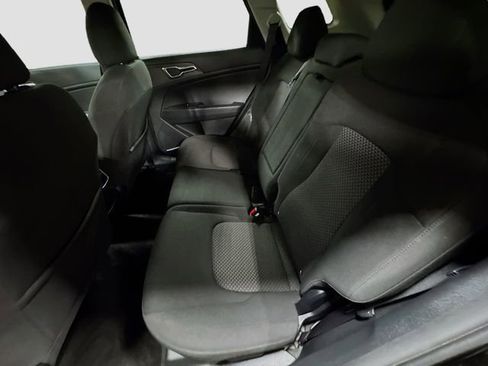 Used 2023 Kia Sportage LX image 25