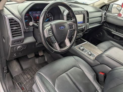 Used 2020 Ford Expedition Platinum image 16