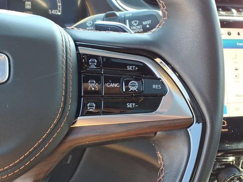 Used 2024 Jeep Grand Cherokee L Summit w/ Rear Seat Video Group I AWD/4WD image 12