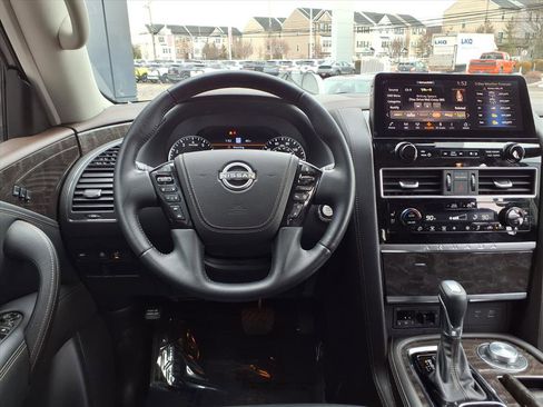Certified 2023 Nissan Armada Platinum w/ Captain's Chairs Package image 16