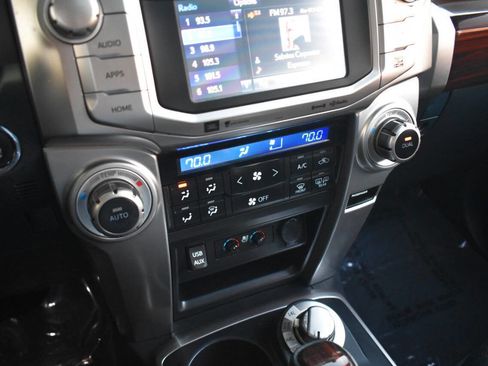 Used 2019 Toyota 4Runner Limited AWD 4dr SUV image 37