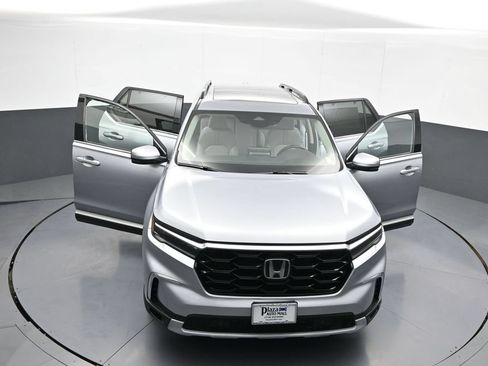 Certified 2023 Honda Pilot Touring image 52