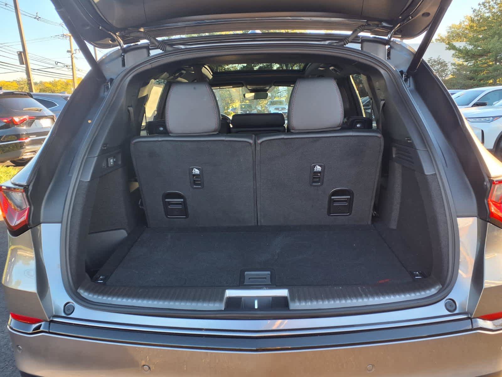 Used 2026 Acura MDX A-Spec w/ Advance Package AWD/4WD image 34