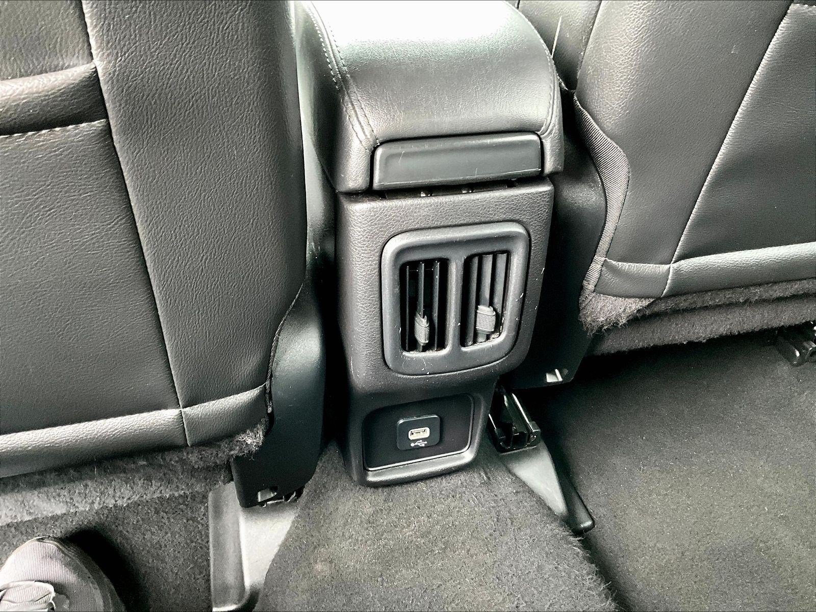 Used 2021 Jeep Compass Latitude FWD image 10